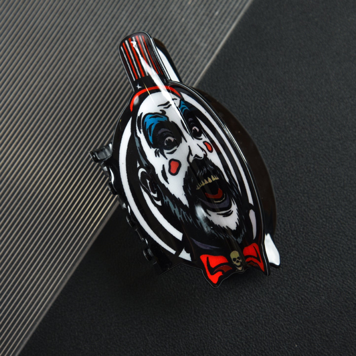 ๐งโโ๏ธ Perfect for Halloween โ Scream & Style with This Ghost Face Hair Clip! ๐