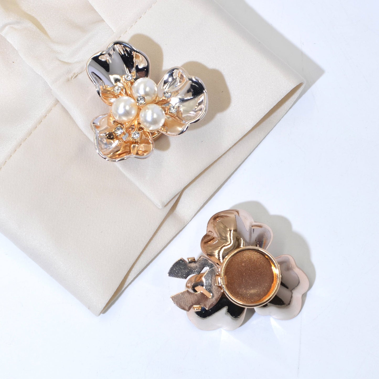 ⭐Hot Pick! Silver Button Covers💎Fashion Must-Have!