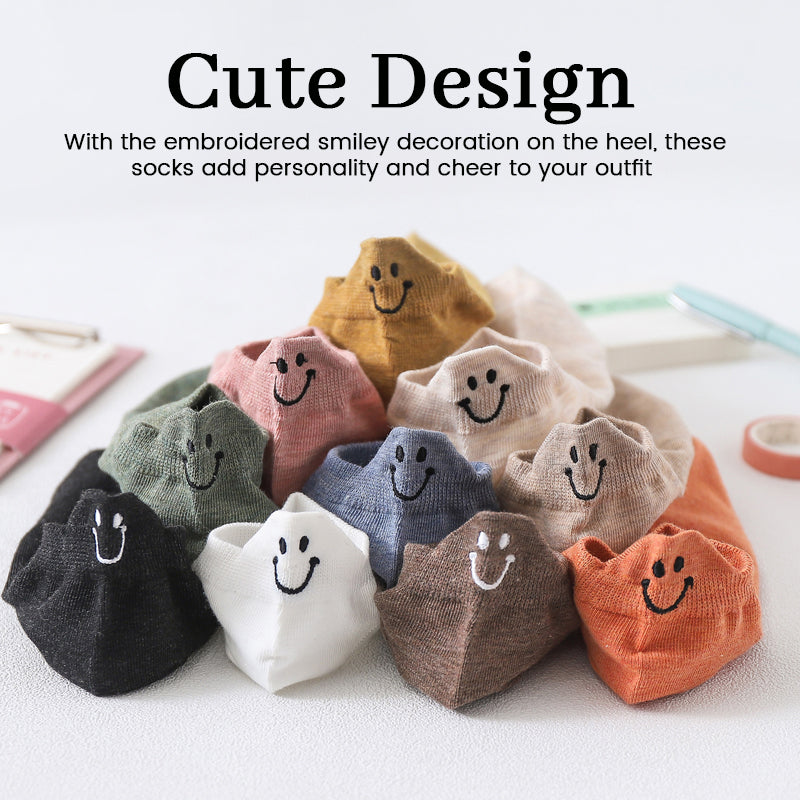 🔥10 Pairs Four Seasons Cartoon Embroidered Smiling Face Socks