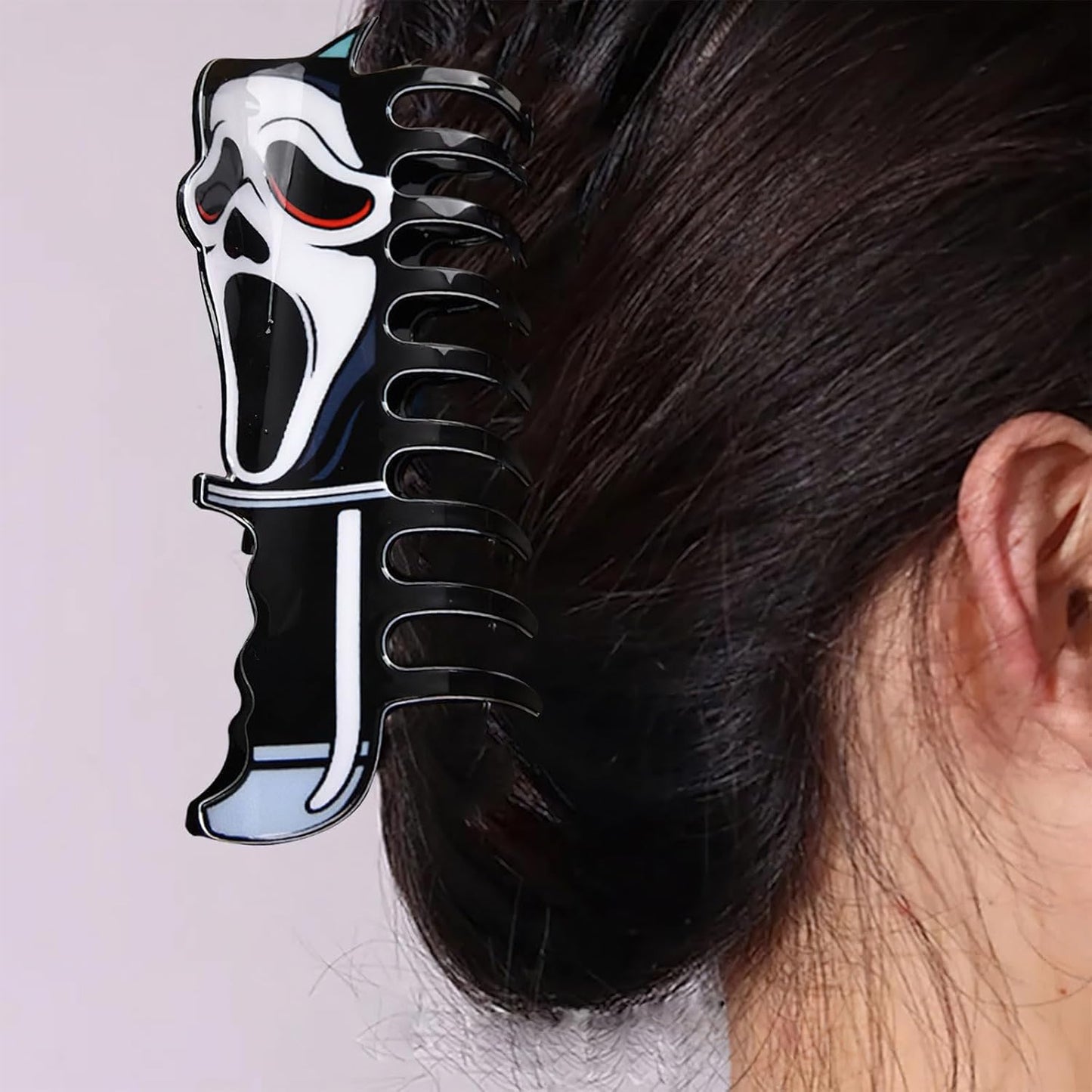 ๐งโโ๏ธ Perfect for Halloween โ Scream & Style with This Ghost Face Hair Clip! ๐