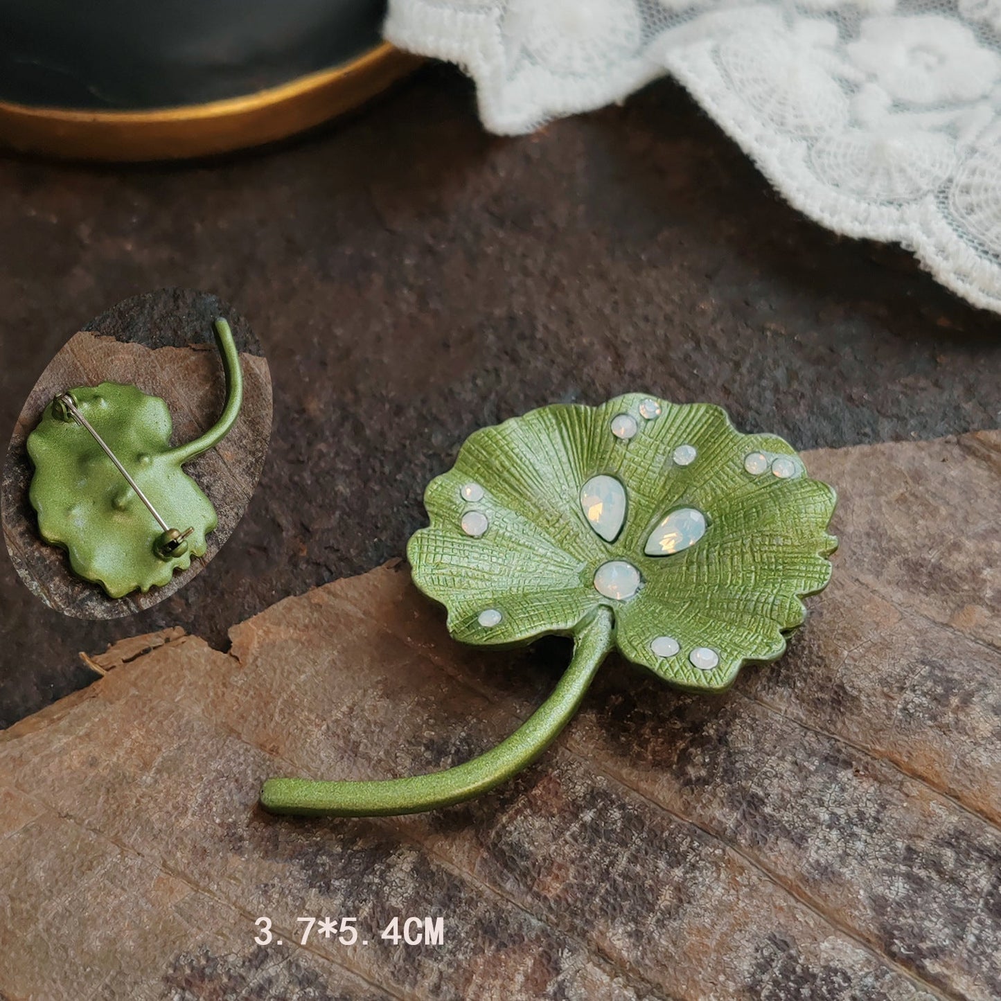 โจ Vintage Royal Floral Brooch โ Timeless Elegance for Every Occasion ๐ฟ๐